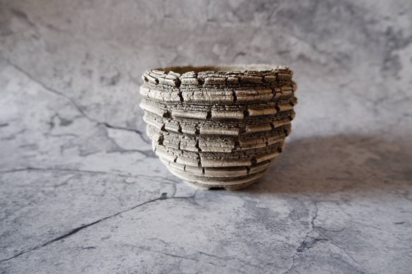 4号白砂岩墨流し裂紋鉢324　塊根植物　多肉植物　アガベ　盆栽　植木鉢　作家鉢　鉢皿　沖縄 3枚目の画像