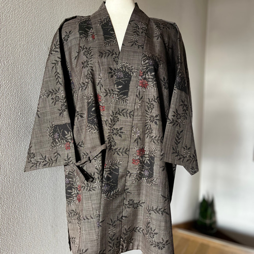 本場奄美大島紬 作務衣 古代染色純泥染 純手織り 未使用反物仕立 登録