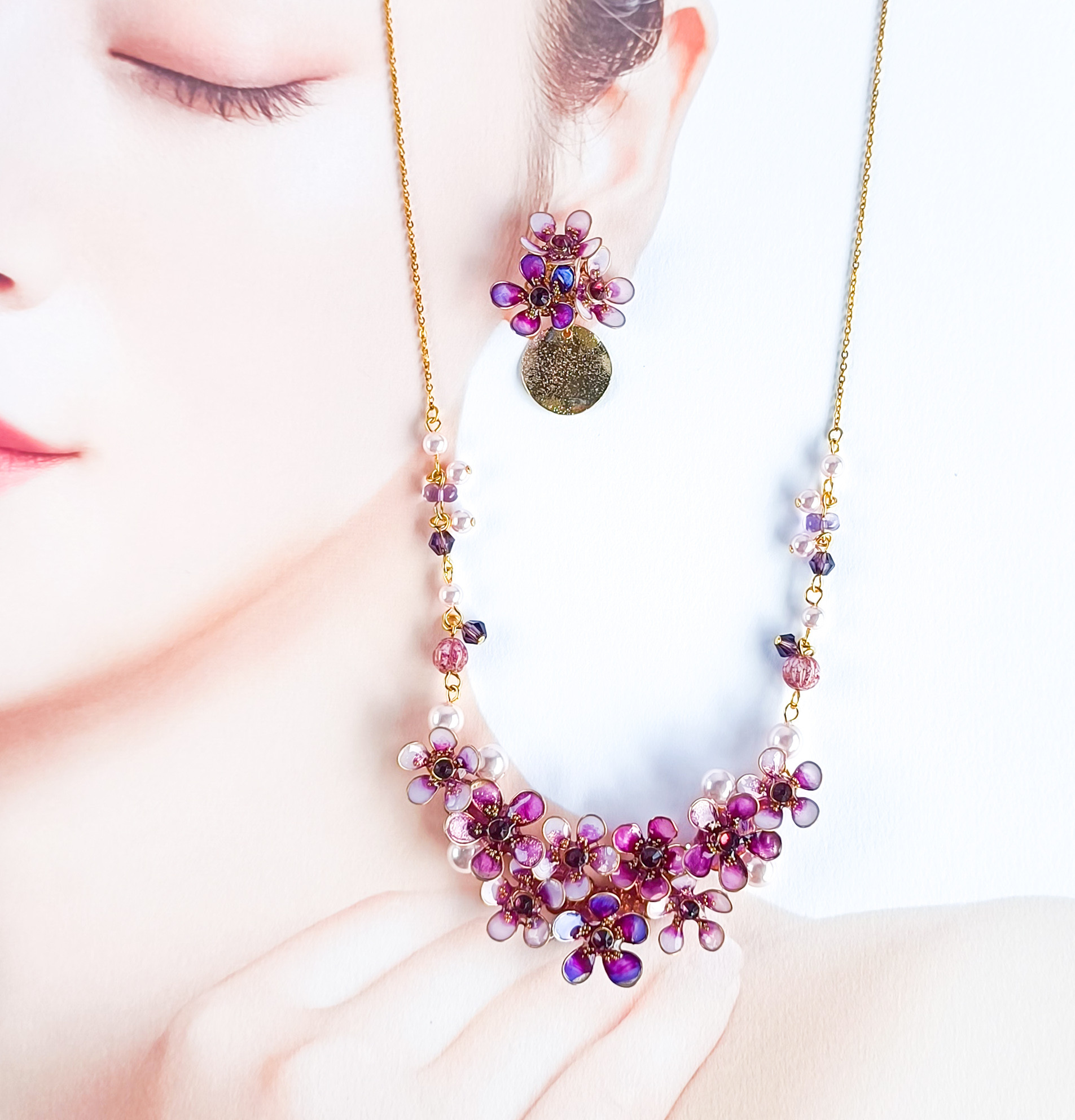 梅花尽くしのネックレス　春を象徴するレトロ可愛いお花　サージカルステンレス ※受注制作　na-mia