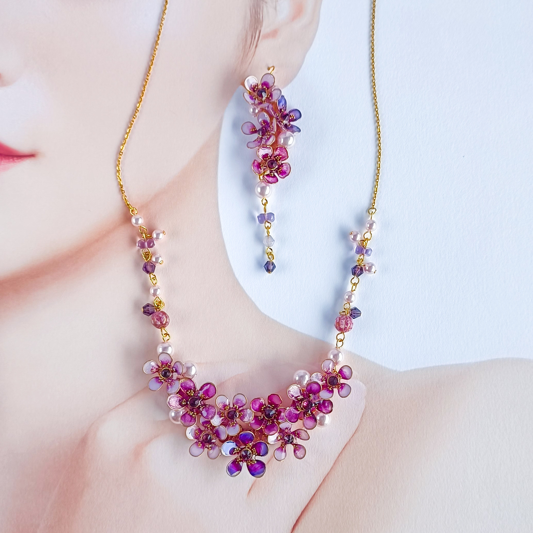 梅花尽くしのネックレス　春を象徴するレトロ可愛いお花　サージカルステンレス ※受注制作　na-mia