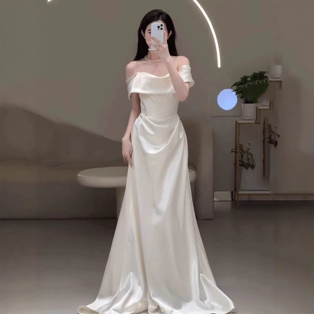 オフショルダー 白 黒 サテン シンプル ウェディングドレス 結婚式 パーティー 演奏会 二次会 前撮り HL249