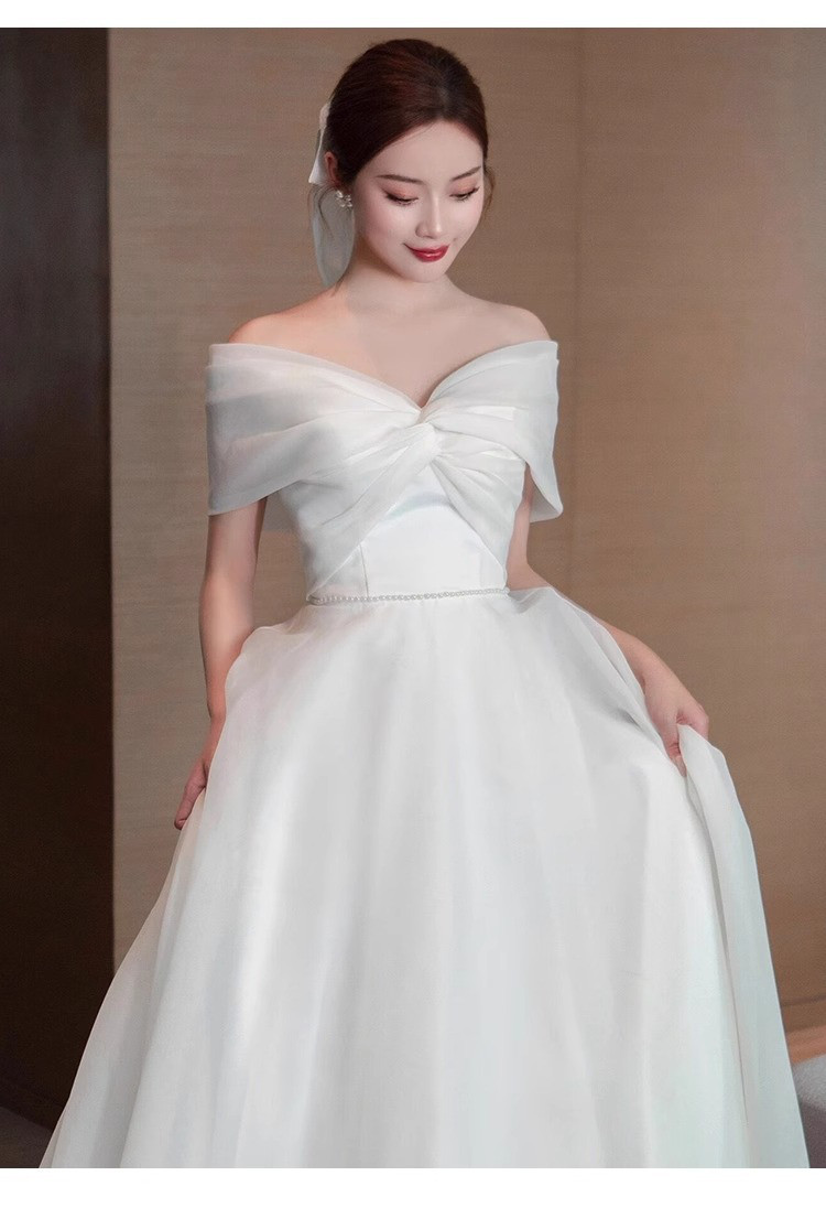 オフショルダー 白黒 ウェディングドレス シンプル 韓国風 結婚式 花嫁 パーティー 演奏会 二次会 前撮り HL264