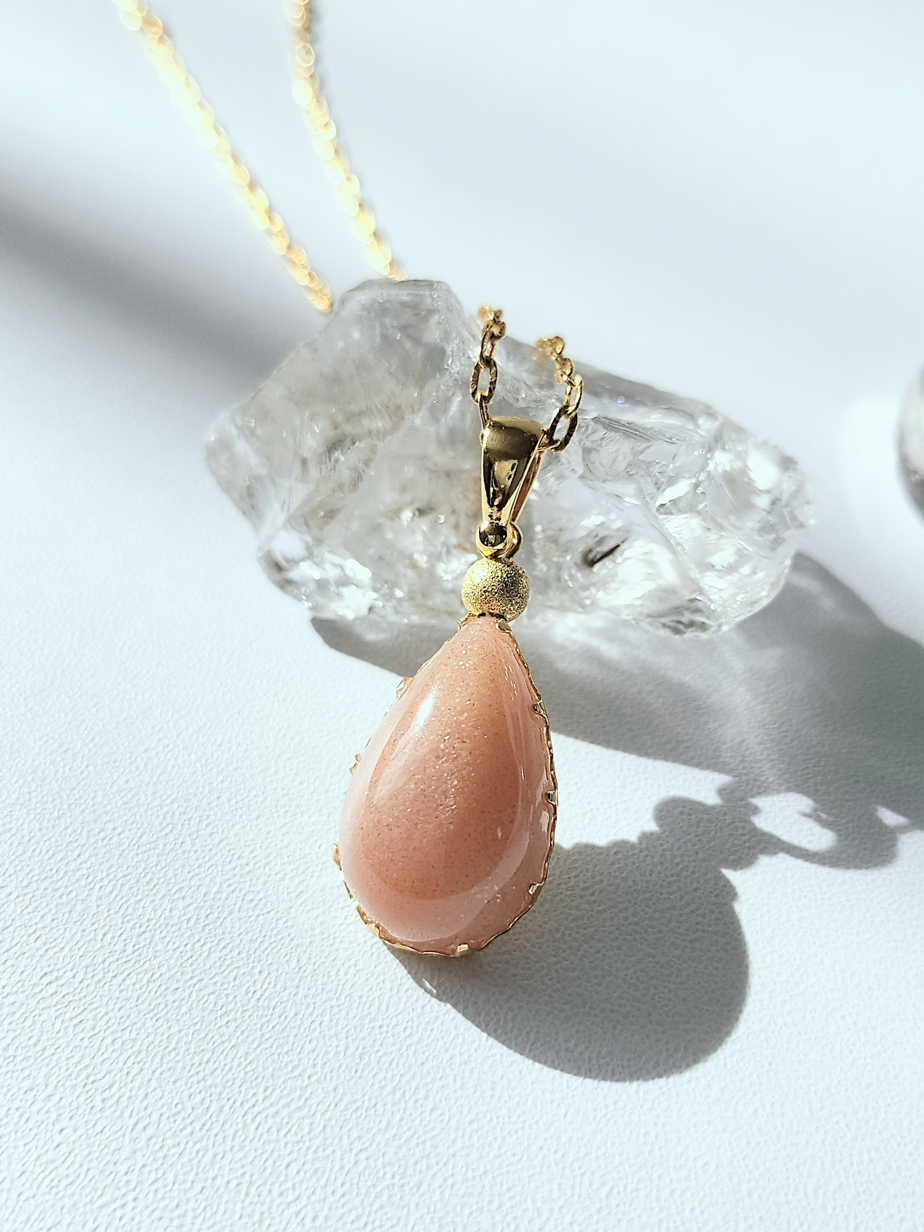 ピーチムーンストーン＊ロングペンダント(16kgp)