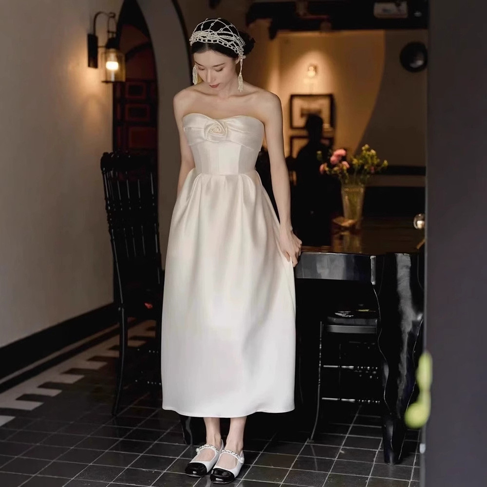 ノースリーブ 白 黒 ウェディングドレス シンプル 韓国風 結婚式 花嫁 パーティー 演奏会 二次会 前撮り HL267