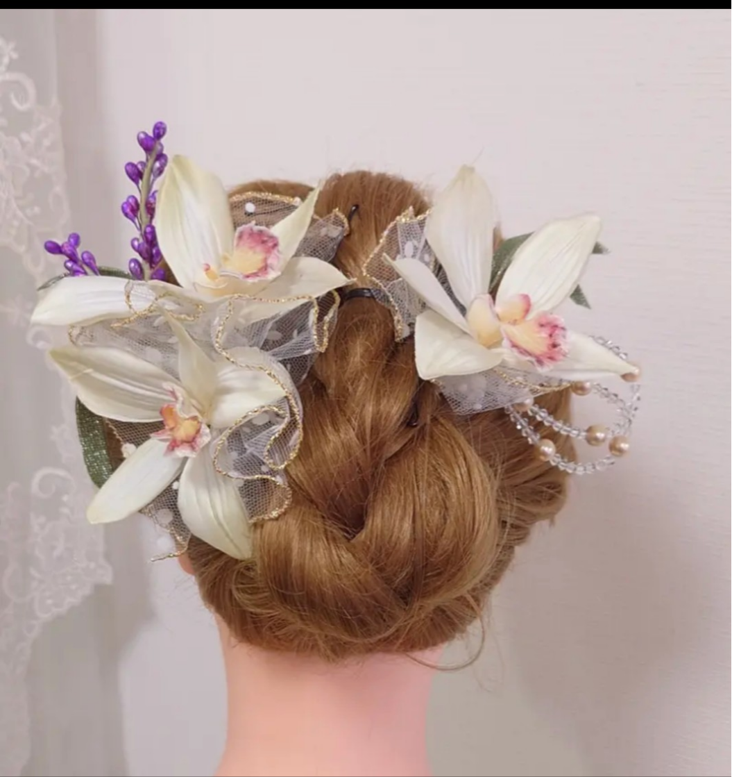 13【年に一度の年度末決算対象商品】ご購入希望の方はお気に入後に8000円に訂正→その後ご購入　蘭のヘッドドレスかんざし