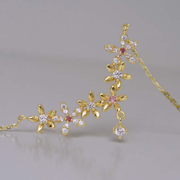 『風に舞う花』 トルマリンとフラワー　ネックレス　ゴールド　sv925 ネコポス送料無料 4枚目の画像