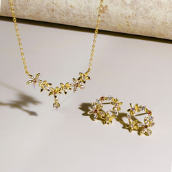 『風に舞う花』 トルマリンとフラワー　ネックレス　ゴールド　sv925 ネコポス送料無料 14枚目の画像