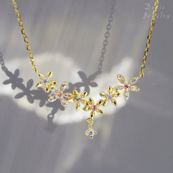 『風に舞う花』 トルマリンとフラワー　ネックレス　ゴールド　sv925 ネコポス送料無料 6枚目の画像