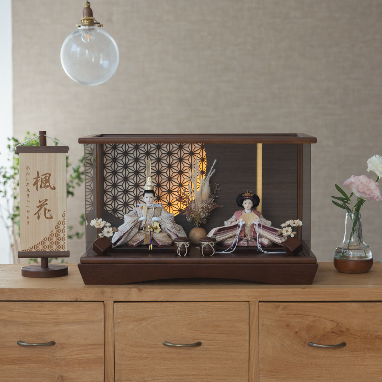 ことのひな人形｜れい｜円ケース｜LED円麻の葉BB（3e-0113）｜コンパクトな雛人形｜ひな祭り｜雛人形