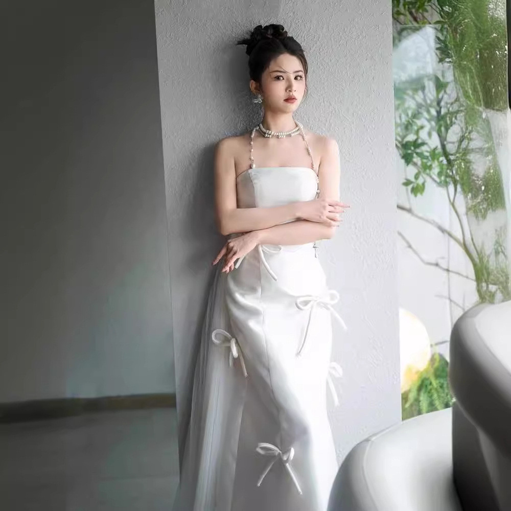 ノースリーブ 白 黒 サテン リボン ウェディングドレス 結婚式 花嫁 パーティー 演奏会 二次会 前撮り HL281