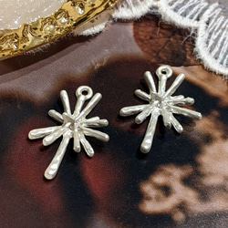 メタルチャーム 雪の結晶 6個 雪 パーツ チャーム スノーフレーク 6枚目の画像