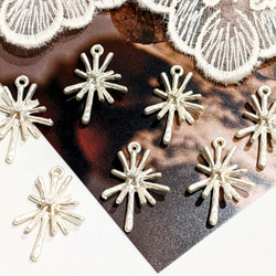 メタルチャーム 雪の結晶 6個 雪 パーツ チャーム スノーフレーク 4枚目の画像