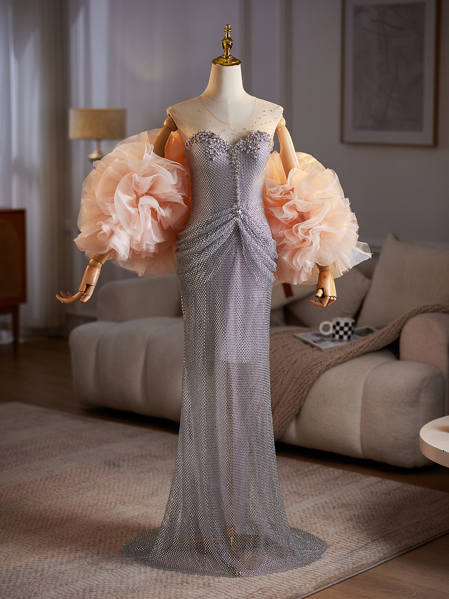 綺麗 シルバー キラキラ マーメイドドレス 肩飾りが付 花嫁 パーティー 演奏会 二次会 前撮り 披露宴 09068