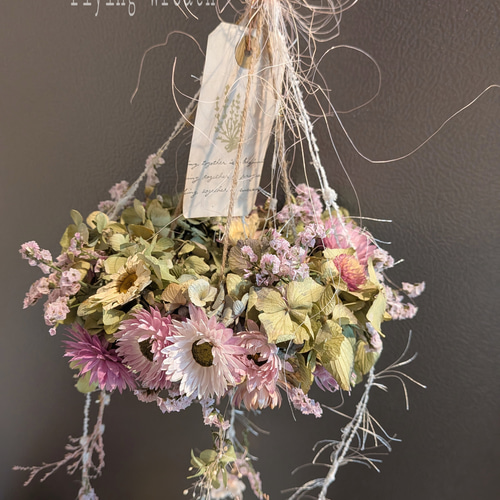 flying wreath　フラワーモビール付き　pink系　フライングリース＊ flying wreath フラワーモビール付き pink系 フライングリース