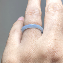 L14-201 氷糯種 超薄ラベンダー・ブルー 10.5号 グアテマラ産 A貨 本翡翠 くりぬき リング 9枚目の画像