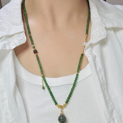 多様なデザインの天然和田玉ネフライト 和田玉「天然翡翠(ネフライト) 」碧玉 蛍光あるブレスレット