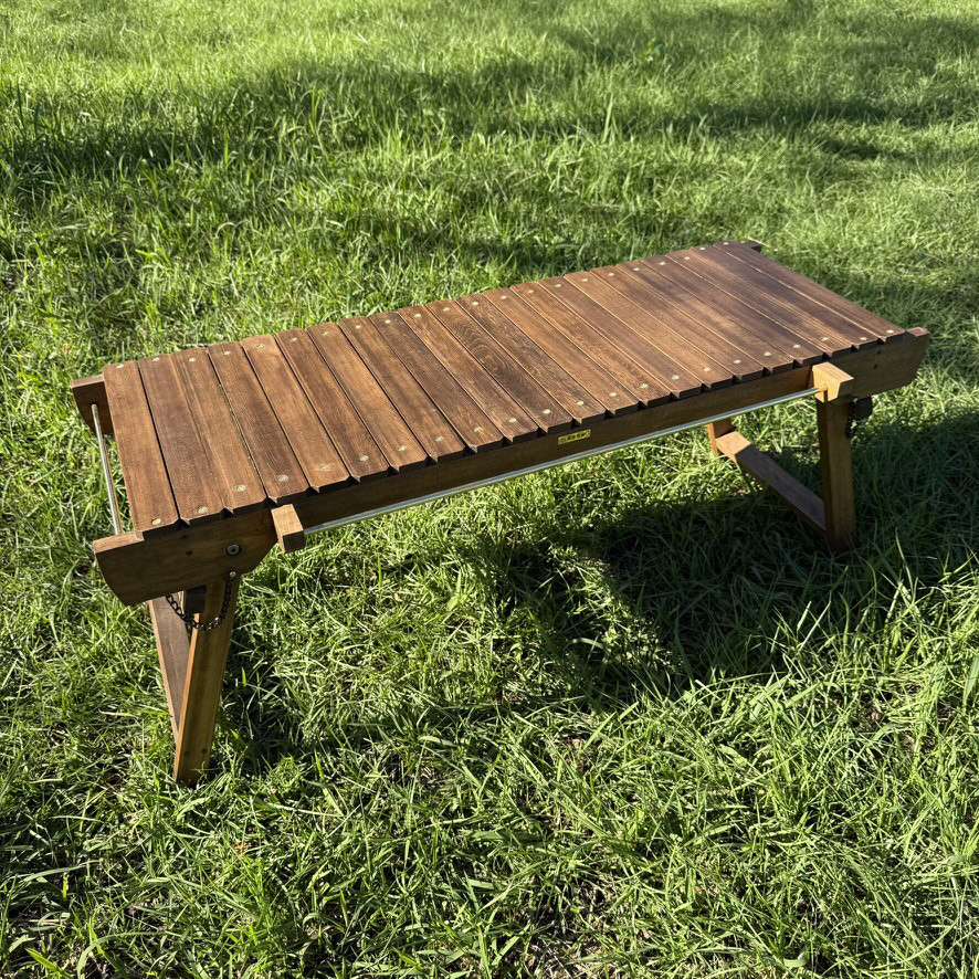 IGT対応 ウッドテーブル（ウォルナット色）｜無垢材×真鍮×折りたたみ式｜キャンプやおうち時間にぴったり／工房金魚 20,720円