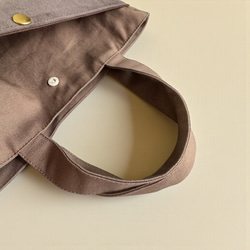 【新作】バイカラー/コーデュロイ×帆布/前ポケット付き/トートバッグ【モカ×くすみブラウン】 9枚目の画像