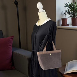 【新作】バイカラー/コーデュロイ×帆布/前ポケット付き/トートバッグ【モカ×くすみブラウン】 4枚目の画像