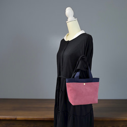 バイカラー/コーデュロイ×帆布/前ポケット付き/トートバッグ【ネイビー×ピンクベージュ】 3枚目の画像