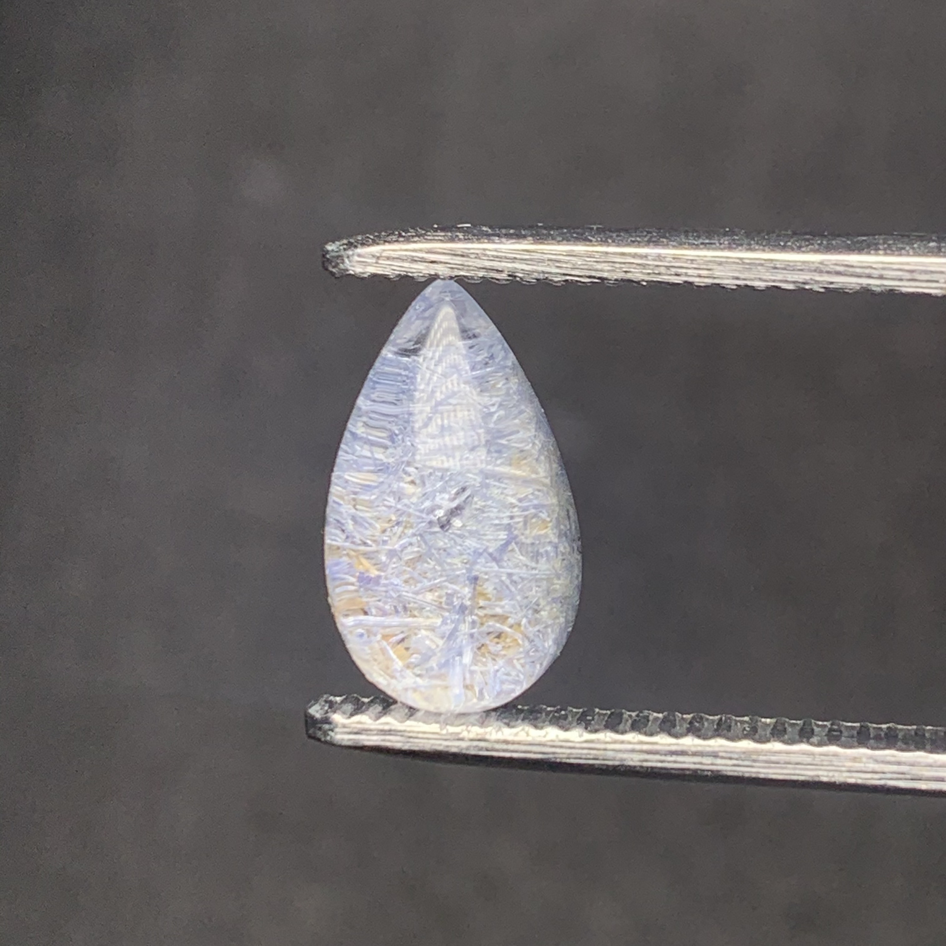 0.9グラム デュモルチエライトインクォーツ ルース／天然水晶の中の青い世界／一点もの 希少天然石