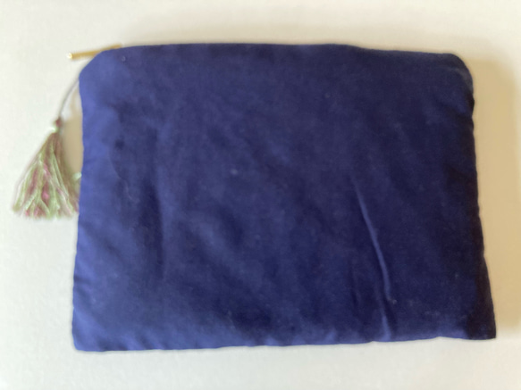 アフガニスタン女性が作った刺繍ポーチ ＜手作り＆フェアトレード＞ by Nadia〈国内配送無料〉 2枚目の画像