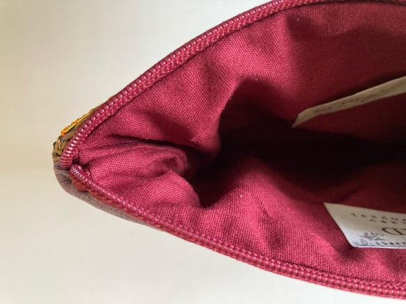 アフガニスタン女性が作った刺繍ポーチ ＜手作り＆フェアトレード＞ by Anisa〈国内配送無料〉 7枚目の画像