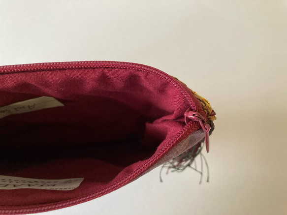アフガニスタン女性が作った刺繍ポーチ ＜手作り＆フェアトレード＞ by Anisa〈国内配送無料〉 9枚目の画像