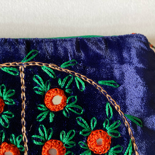 アフガニスタン女性が作った刺繍ポーチ ＜手作り＆フェアトレード＞ by