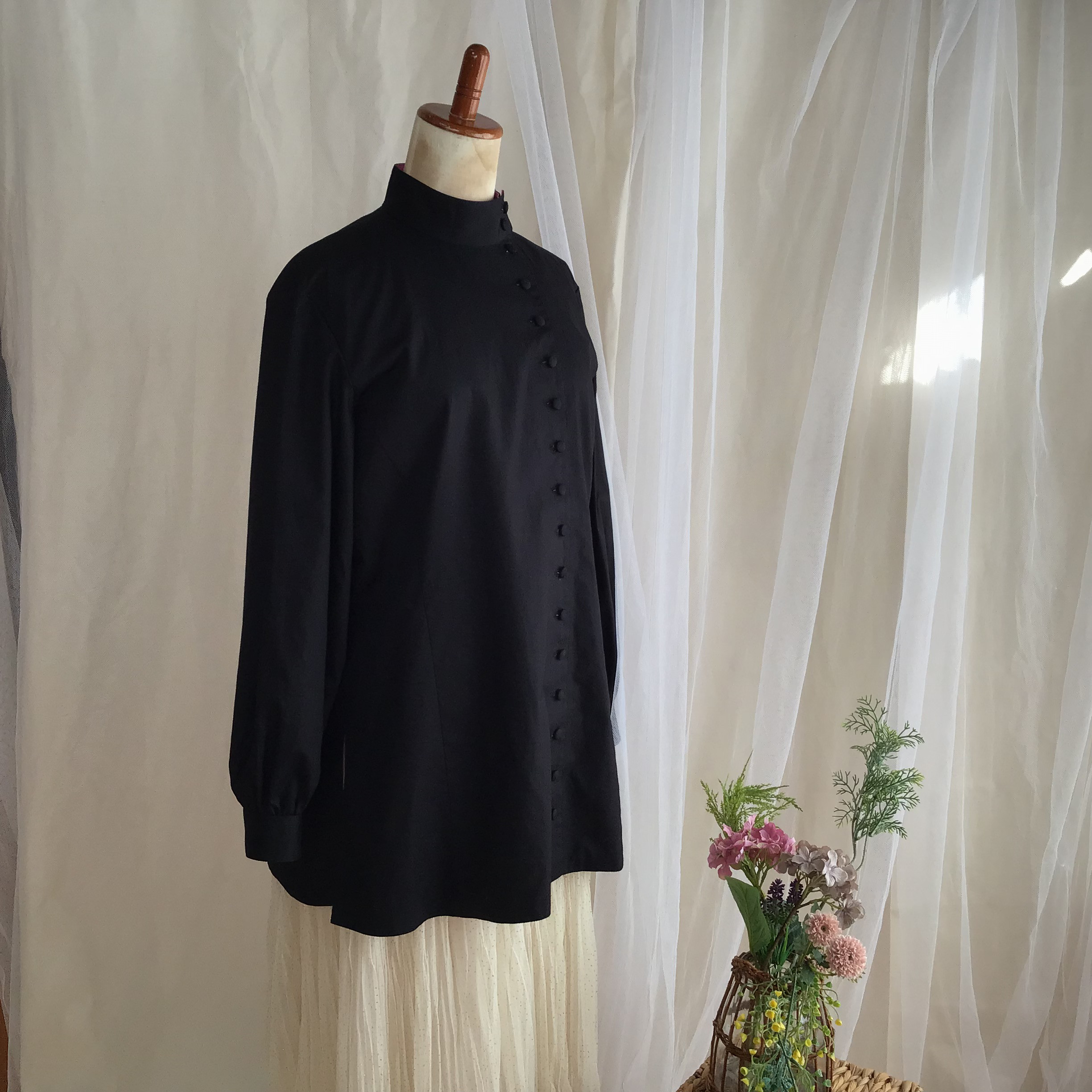 型染　ミドル丈サイドボタンブラウス〈裏地:曼珠沙華〉