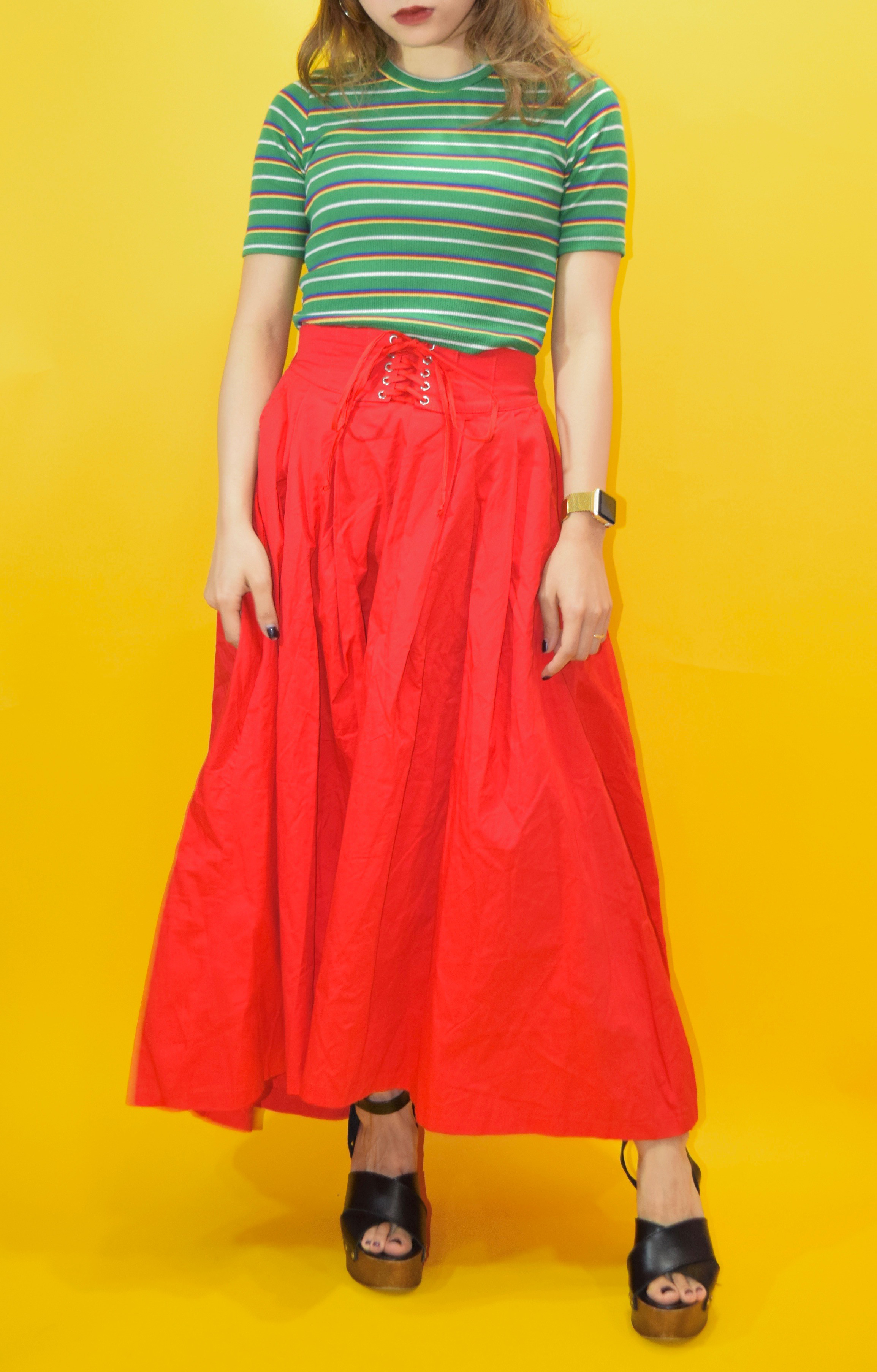 レースアップデザイン フレアロングスカート(RED)　スカート　赤　ストリート
