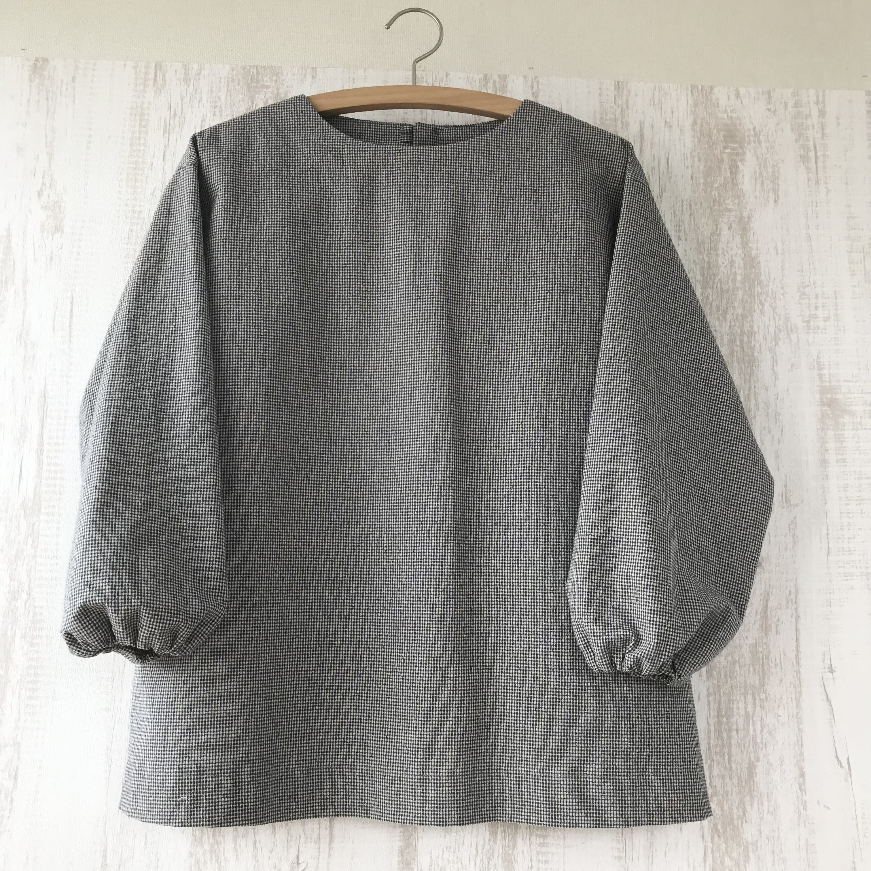 ドビーミジンギンガム地　ゆったり　ブラウス　[紺×ベージュ]