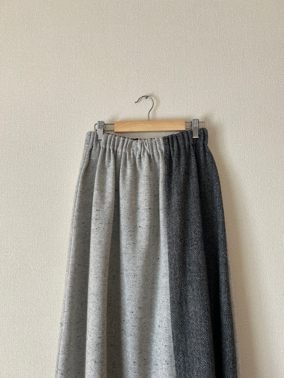 異素材ミックスのスカート　ライトグレー 3枚目の画像