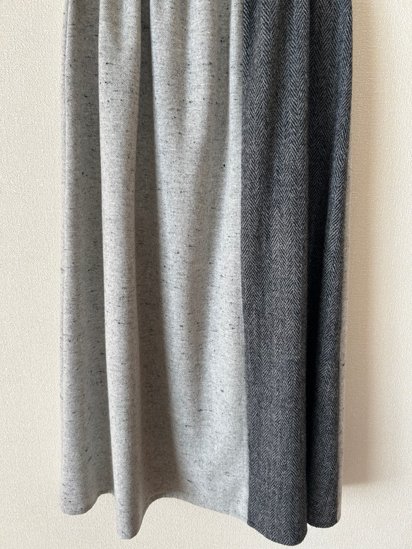異素材ミックスのスカート　ライトグレー 4枚目の画像