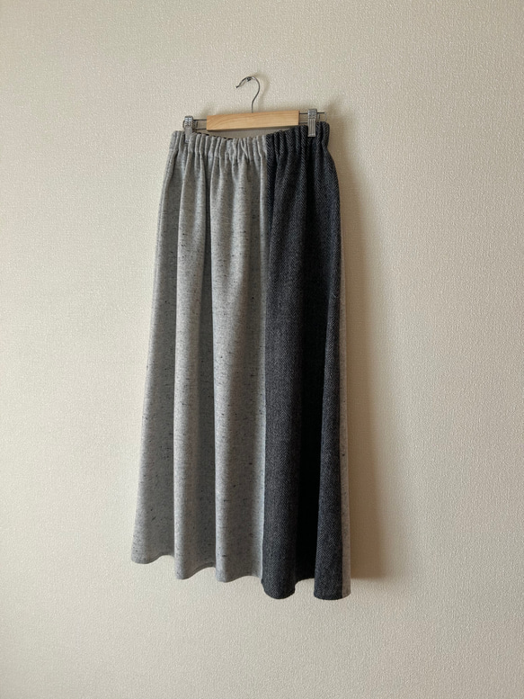 異素材ミックスのスカート　ライトグレー 1枚目の画像