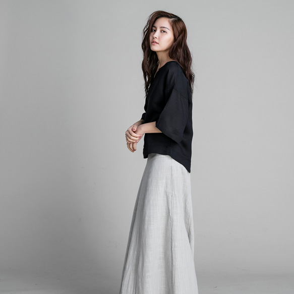 V領五分袖上衣 - 黑 第5張的照片