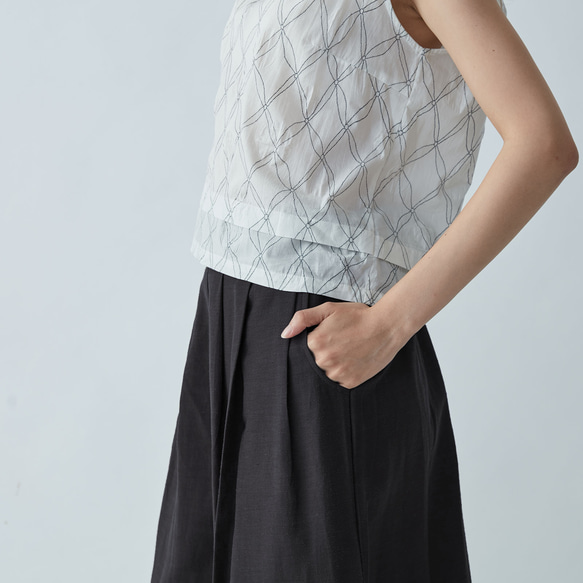 短版打褶寬褲 - 黑 第3張的照片