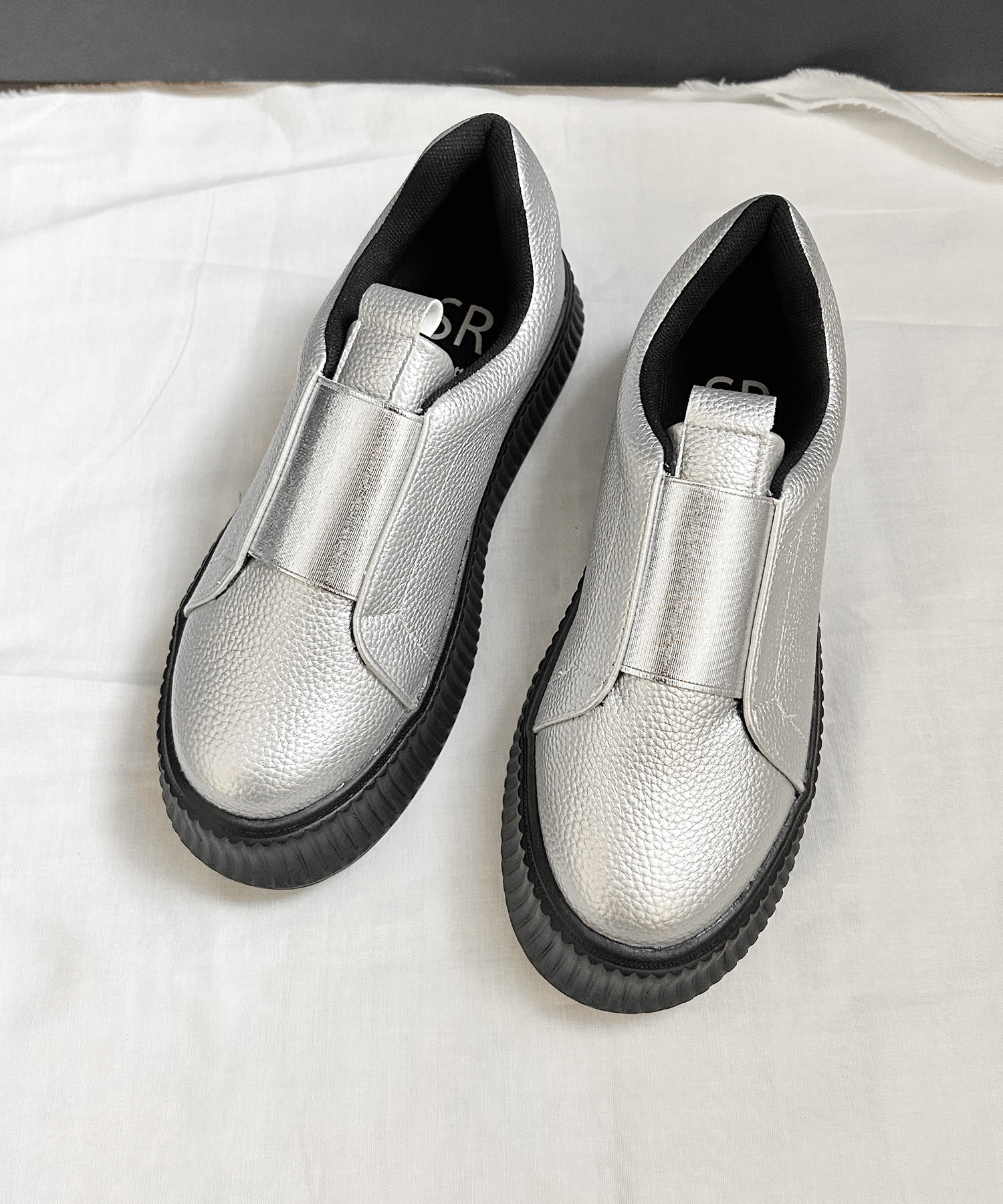 嬉しい超軽量♪厚底スニーカー ふかふかインソール DTK1300