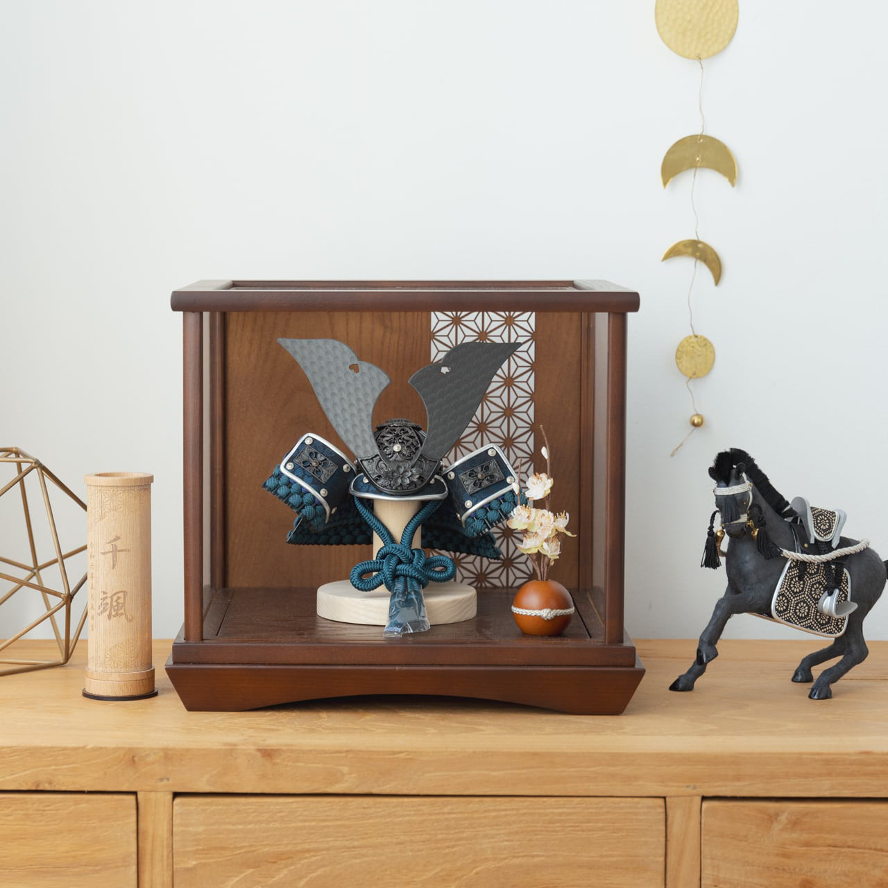 ことの兜（5M-0111）（みろく）円ケース｜麻の葉B｜コンパクトな五月人形｜節句兜｜コンパクト｜おしゃれ｜インテリア