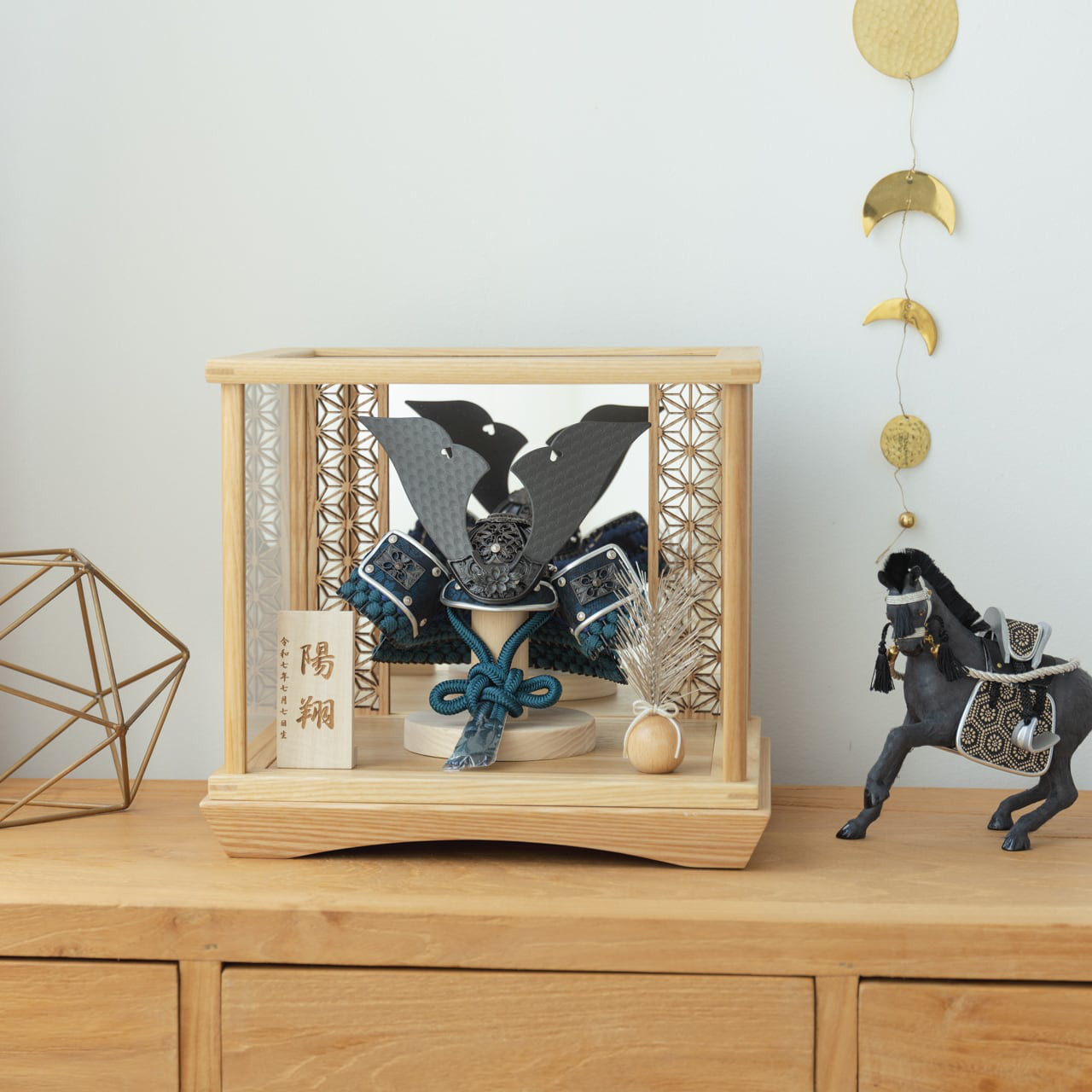 ことの兜（5M-0210）（みろく）鏡円ケース｜麻の葉N｜コンパクトな五月人形｜節句兜｜コンパクト｜おしゃれ｜インテリア