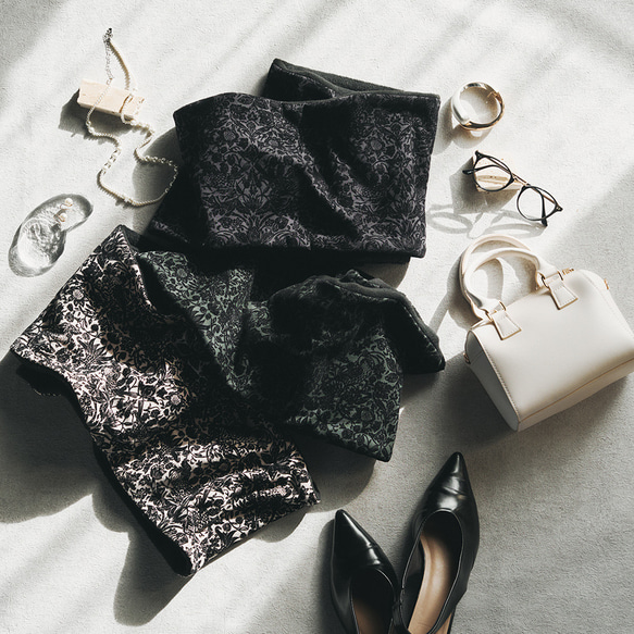 珍しい！ウィリアムモリスフロッキー加工の「いちご泥棒」メルトン フリース リバーシブル スヌード:グレーブラック 17枚目の画像