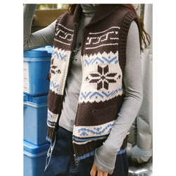 2色 レイヤードに着回し抜群！ウール100%北欧風編みベスト ポケット付き【秋冬春】ネイビー系・ブラウン系 4枚目の画像