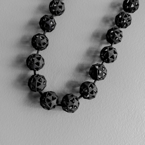 モレキュール　ネックレス　黒 5枚目の画像