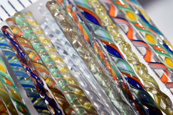 モレッティの細密ガラスレース棒、ツイスト棒、ガラス棒、13161-500 トンボ玉、万華鏡、、アクセサリ 4枚目の画像