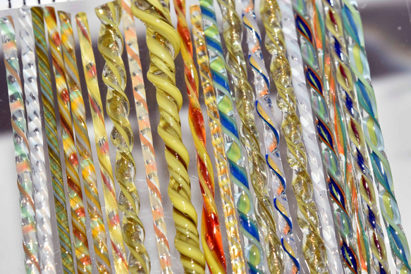 モレッティの細密ガラスレース棒、ツイスト棒、ガラス棒、13163-500 トンボ玉、万華鏡、、アクセサリ 5枚目の画像