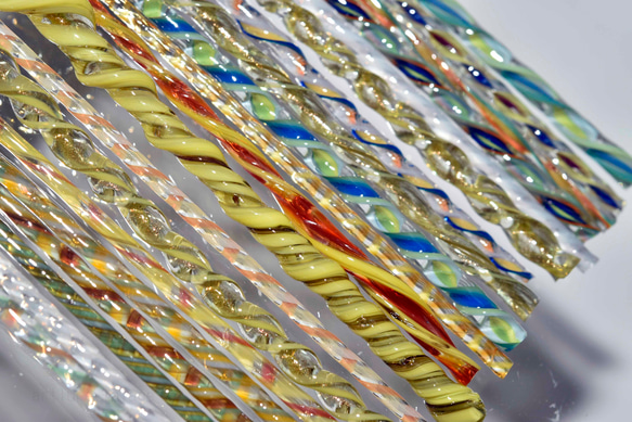 モレッティの細密ガラスレース棒、ツイスト棒、ガラス棒、13163-500 トンボ玉、万華鏡、、アクセサリ 3枚目の画像