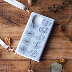 ＊名入れ＊森のひとかけら 北欧 三つ折り手帳型スマホケース ほぼ全機種対応 シンプル  おしゃれ 北欧デザイン 6枚目の画像