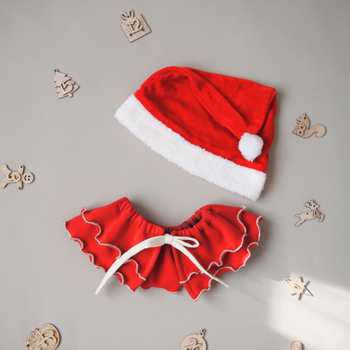 クリスマス限定 赤いフリルスタイ 付け襟］双子コーデ・お友達とお揃い