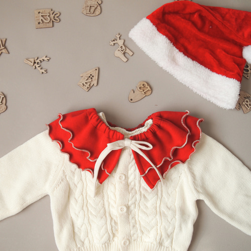 クリスマス限定 赤いフリルスタイ 付け襟］双子コーデ・お友達とお揃い