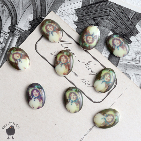 カボション・ヴィンテージ肖像画 13ｘ18mm 青いリボン【1個】CB25-2 1枚目の画像